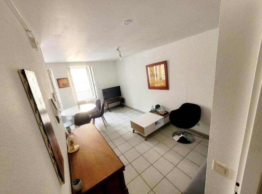 Appartement 2 Chambres Centre Ville Au Calme Valence  Luaran gambar