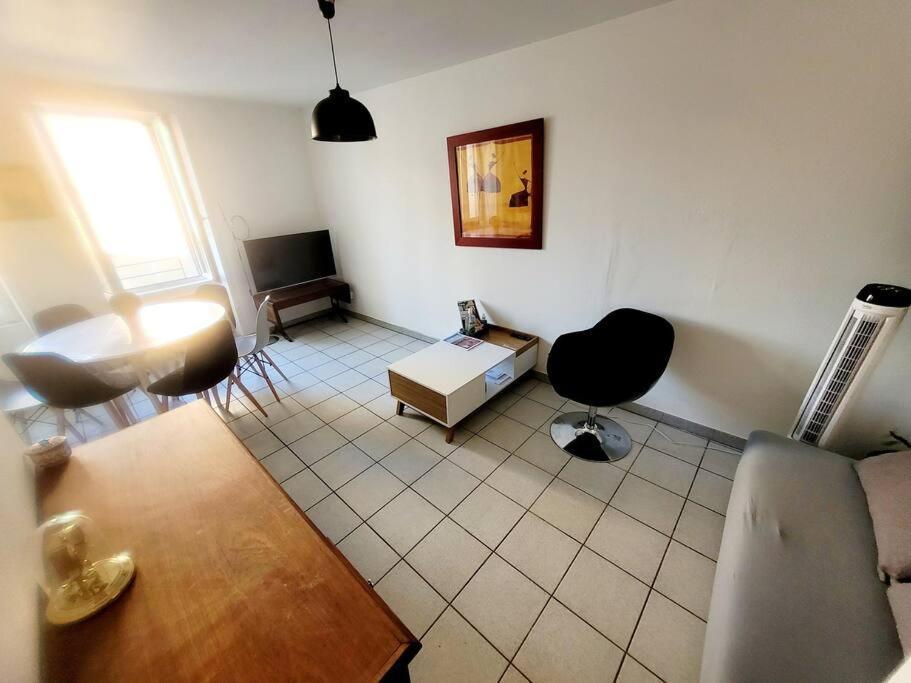 Appartement 2 Chambres Centre Ville Au Calme Valence  Luaran gambar